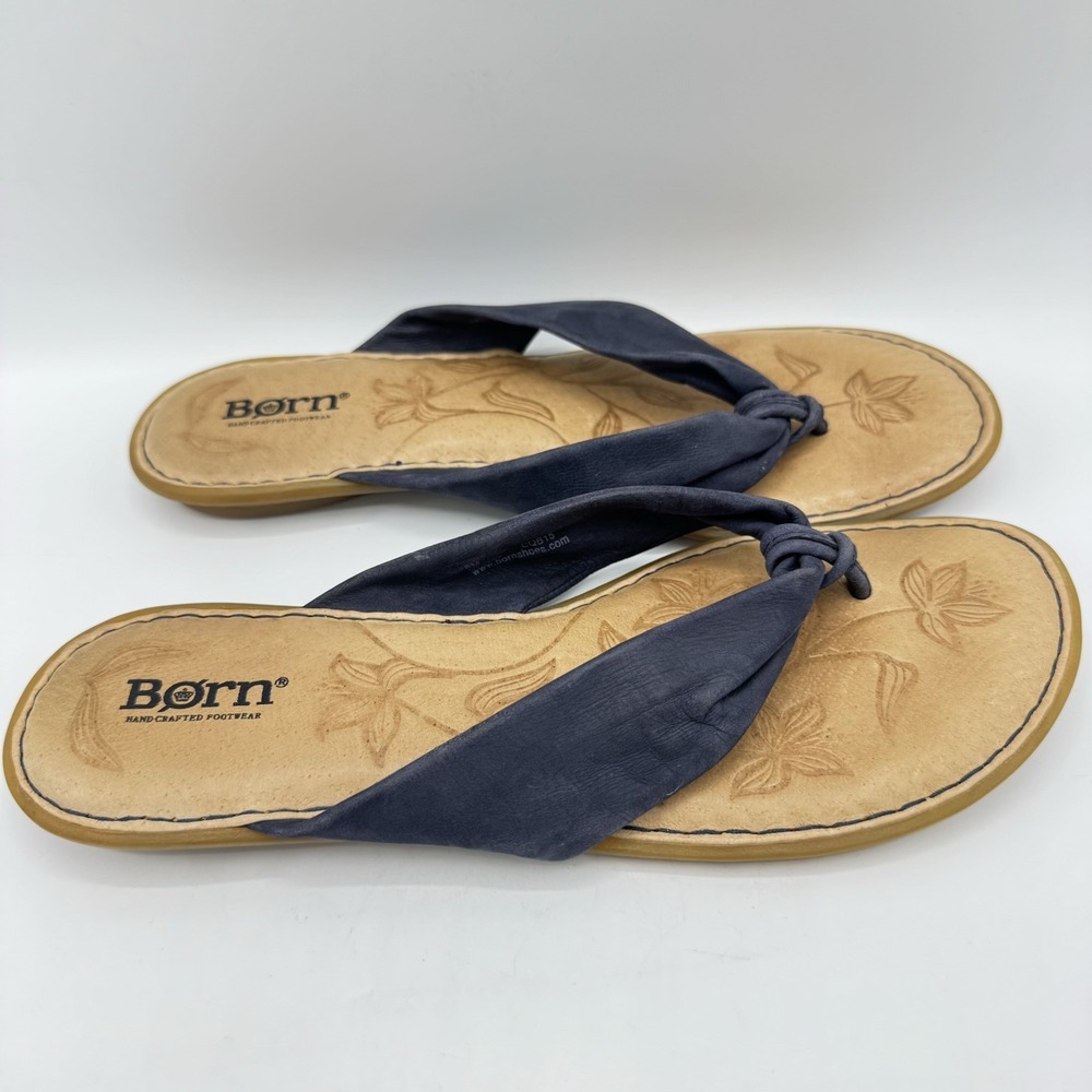 Born Women Navy Blue Leather Sandals Flats shoes Size 8 D66804